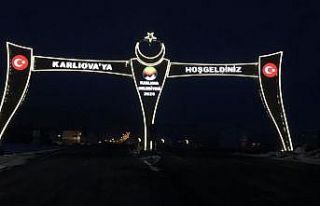 Karlıova’da cadde ve sokaklar modern aydınlatmalarla...