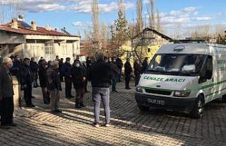 Karnındaki bebeği ile korona virüse yenik düştü