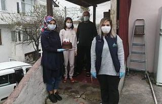 Kartepe Belediyesi çocukları sevindirdi