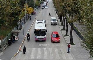 Kastamonu’da yayalara yol vermeyen 418 kişiye ceza...