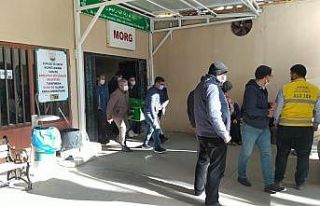 Katliam gibi kavgada ölenlerin cenazeleri yakınlarına...