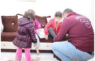 Kayapınar Belediyesinden 300 çocuğa giysi yardımı