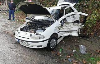 Kayganlaşan yol kaza yaptırdı: 3 yaralı