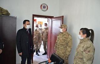 Kaymakam Çelik, jandarma ve emniyete ziyarette bulundu