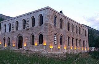 Kayme Sarayı’nın içki kutusu tasarımlarında...