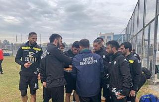 Kayseri Emar Grup FK tempoyu artırdı