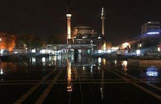 Kayseri’de kısıtlama sonrası meydan ve caddeler...