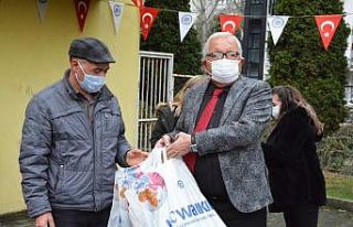 Kdz. Ereğli Belediyesi’nden bin çocuğa giysi...