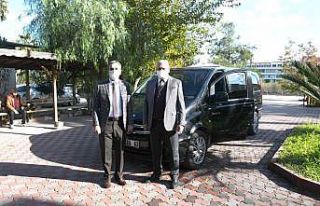 Kemer Belediyesi’nden devlet hastanesine araç desteği