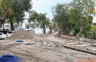 Kemer’de park çalışmaları sürüyor