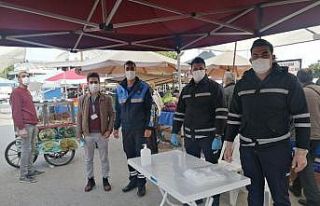 Kemer’de zabıtadan pazar yer denetimi