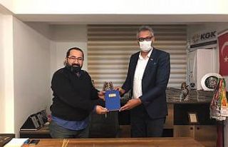 KGK İl Başkanı Karaca’ya Türk Eğitim Sen’den...