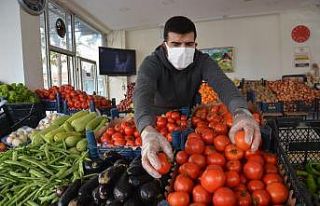 Kıraathanesini manava dönüştürdü