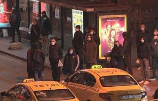 Kısıtlama sonrası İstanbul’da hareketlilik başladı