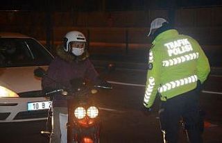 Kısıtlamalar başladı, Balıkesir sokakları boşaldı