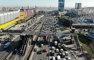 Kısıtlamaya 1 gün kala dikkat çeken trafik yoğunluğu