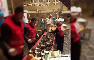 Kızılay Sur Şubesinden kısıtlamada ihtiyaç sahiplerine...