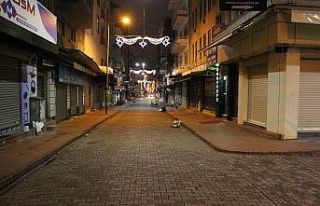 Kocaeli caddeleri sessizliğe büründü