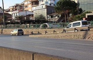 Kocaeli’de sürücüler geri geri giderek denetim...