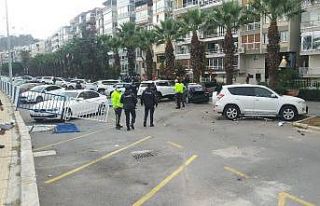 Kontrolden çıkan otomobil dehşet saçtı: 1 ölü,...