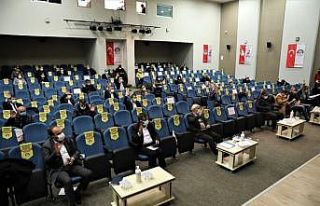 Körfez Belediyesi’nden esnafa 1000 TL yardım