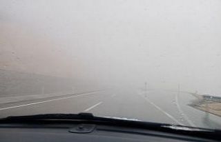 Korkuteli ilçesinde sis etkili oldu
