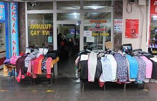 Korona virüs nedeniyle kapattıkları çay ocaklarında...