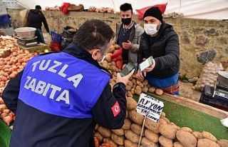Korona virüsü yenen vatandaş pazara çıktı, denetimlerden...