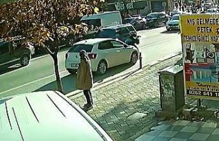 Koşarak karşıya geçmek isterken canından oluyordu