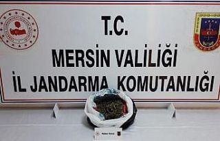 Kovalamaca sonucu yakalanan araçta uyuşturucu ele...