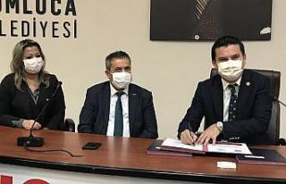Kumluca Belediyesi’nde memurlara sözleşme morali