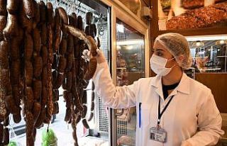 Kuşadası Belediyesi’nden yılbaşı öncesi hijyen...