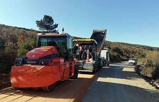 Kuşçaören Köyü yolunun plentmiks temel yapımı...