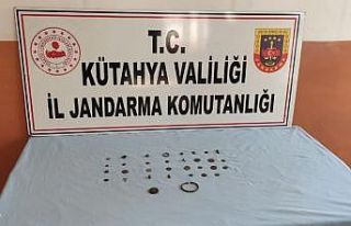 Kütahya’da 33 parça tarihi eser ele geçirildi