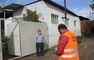 Kuyucak Belediyesi Korona virüs hastalarını yalnız...