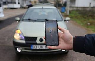 Lise öğrencisi, babasına ait 2003 model otomobili...