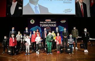 Mamak’ta el değmeden şah-mat