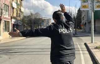 Markete araçları ile gidenlere ceza yağdı