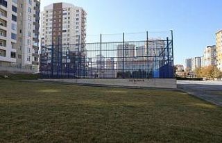 Melikgazi’den gençlere yeni spor tesisleri atağı