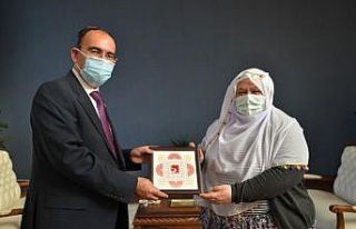 Mihalgazi Belediye Başkanı Akgün’den Rektör...