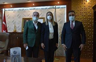 Milletvekilleri, MAÜ Rektörü Özcoşar ile bir...