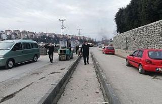 Mollabey yolunda ışıklı kavşak çalışması