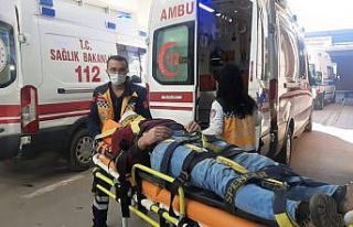 Motosiklet devrildi: 1 yaralı