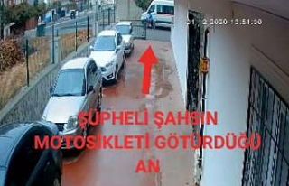 Motosiklet hırsızı güvenlik kamerasına yakalandı