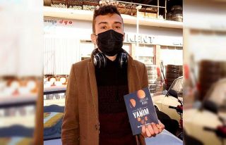 MS hastası genç beşinci kitabını çıkardı