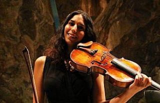 Müzik bursu kazanan 15 genç sanatçının isimleri...
