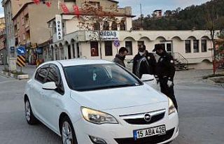 Nüfusunun yüzde 70’i karantinada olan ilçede...