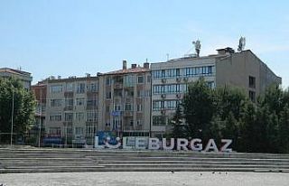 O meydanlara giriş sınırlandırıldı