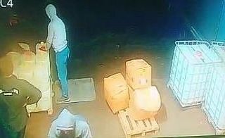 Ölüm bidonları böyle taşınmış