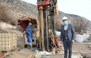 Olur İlçesinin taşı toprağı altın